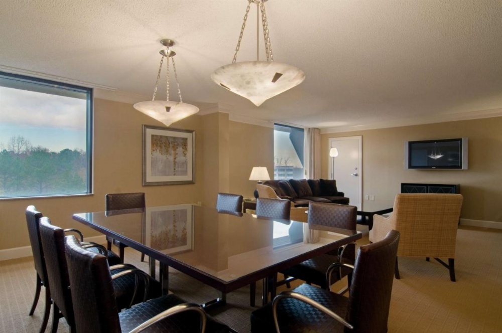 Hilton Raleigh North Hills Image 11