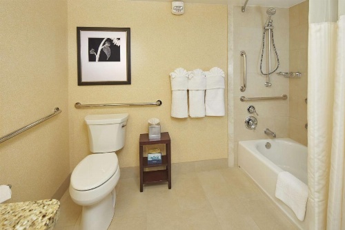 Hilton Raleigh North Hills image 17