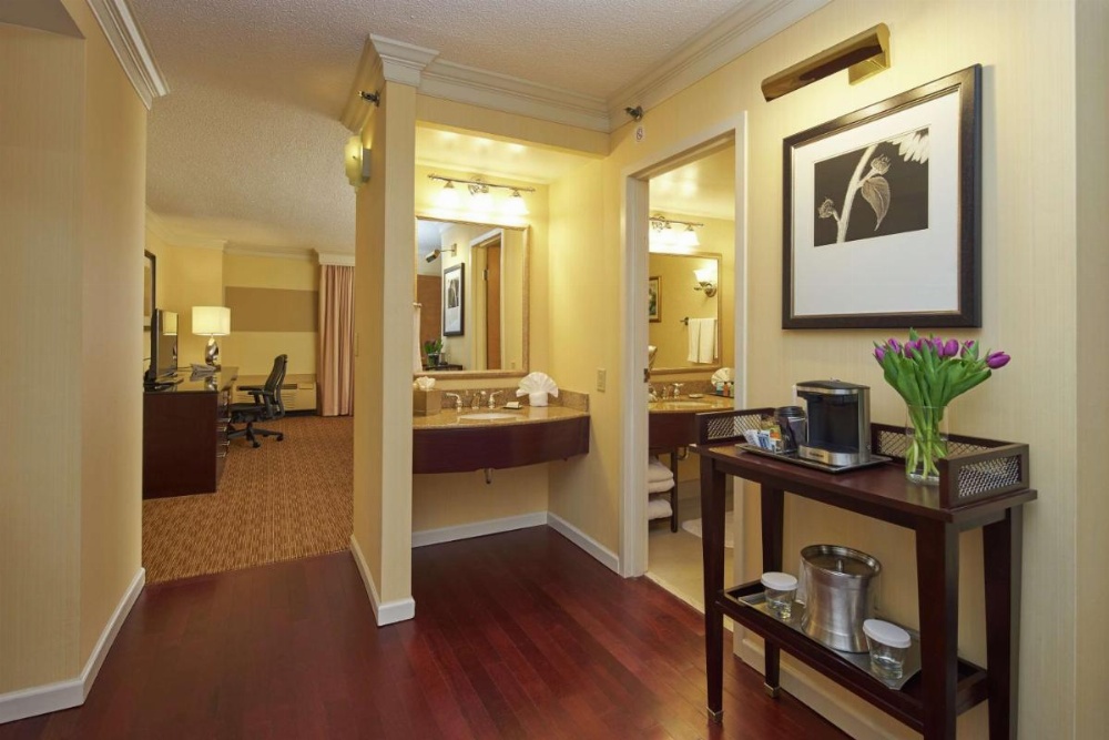 Hilton Raleigh North Hills Image 18